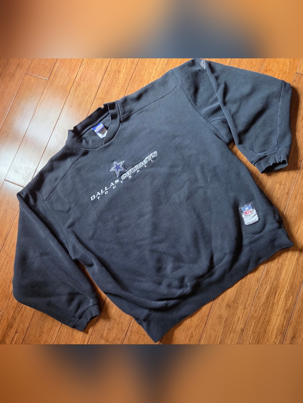 Vintage Y2K Dallas Cowboys NFL Heavyweight Crewneck Sweatshirt Navy Embroidered